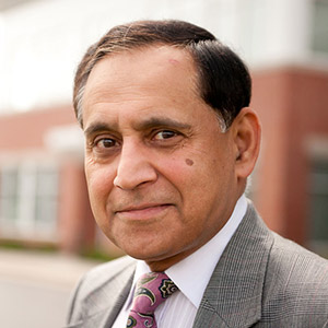 Vineet Kulkarni, MD, Psiquiatra de adultos