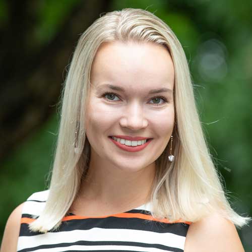 Annie Jaworska, MBA, LCPC, CADC, Hinsdale Outreach Representative and Regional Outreach Manager