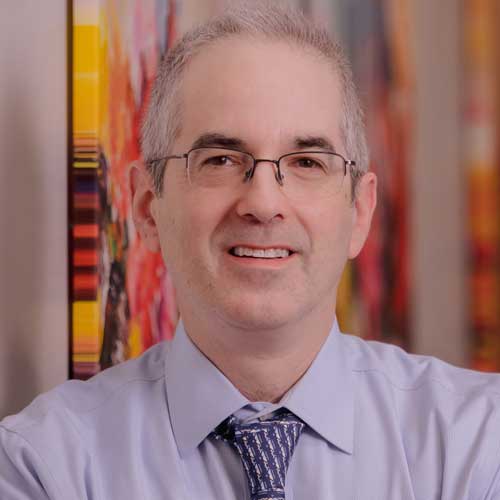 Matthew E. Kleban, MD, Director médico de atención hospitalaria para niños y adolescentes, psiquiatra